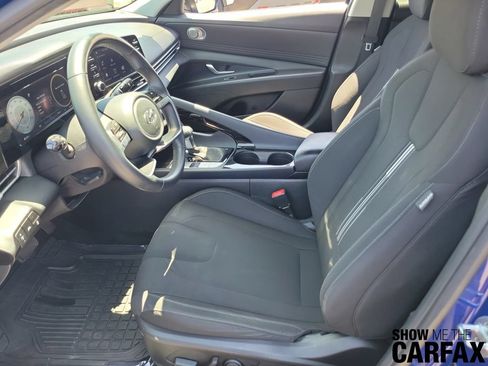 Used 2022 Hyundai Elantra SEL w/ Convenience + Premium Package FWD image 15