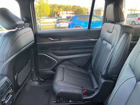 New 2026 Jeep Grand Cherokee L Limited AWD/4WD image 14