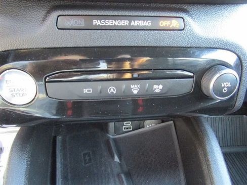 Used 2024 Ford Escape ST-Line Select w/ Tech Pack #2 AWD/4WD image 17