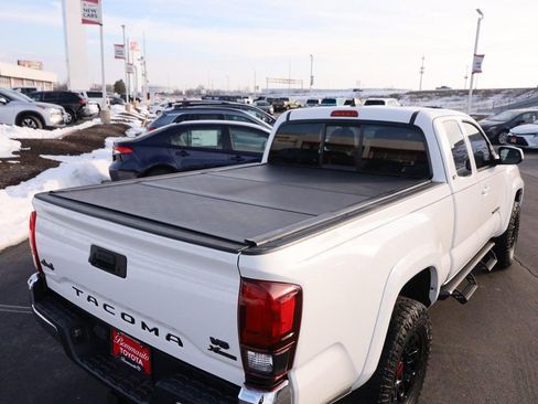 Certified 2021 Toyota Tacoma SR image 7