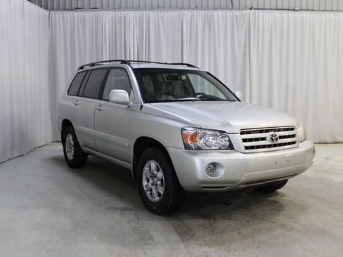 Used 2005 Toyota Highlander V6 AWD/4WD image 24