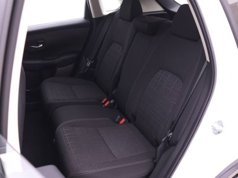 Used 2024 Honda HR-V LX image 11