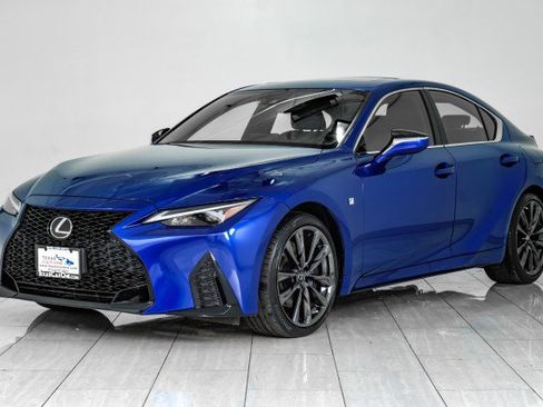 Used 2022 Lexus IS 350 F Sport w/ Memory Package image 4