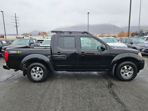 Used 2013 Nissan Frontier PRO-4X w/ Pro-4x Luxury Pkg image 2