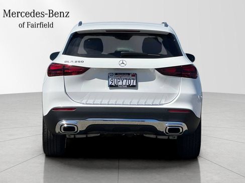 Certified 2026 Mercedes-Benz GLA 250 image 8