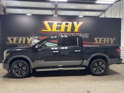 Used 2023 Nissan Titan Platinum Reserve w/ Moonroof Package image 2