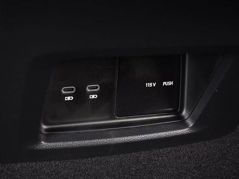 New 2026 Volkswagen Atlas Cross Sport SE image 24