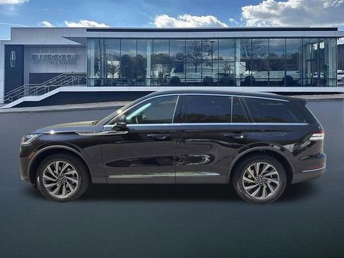 New 2026 Lincoln Aviator AWD image 4
