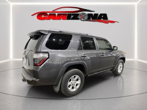 Used 2017 Toyota 4Runner SR5 image 3