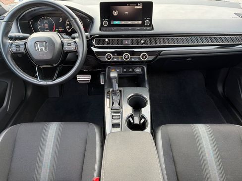 Used 2025 Honda Civic Sport image 12