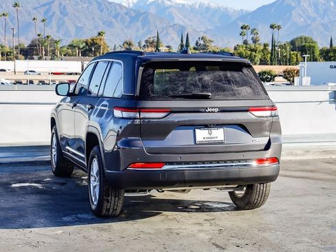 New 2025 Jeep Grand Cherokee Laredo X w/ Luxury Tech Group I image 7