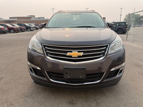 Used 2017 Chevrolet Traverse LT AWD/4WD image 2