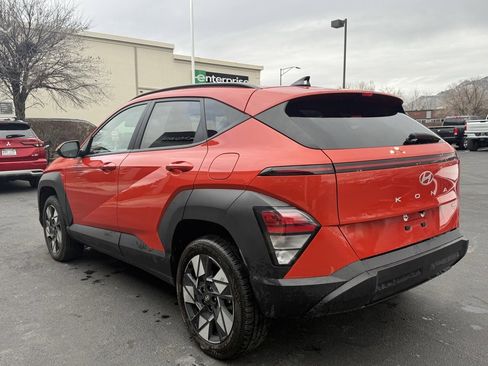 Used 2024 Hyundai Kona SEL image 5