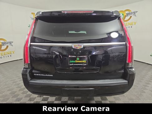 Used 2020 Cadillac Escalade Luxury image 9