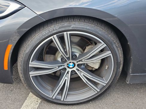 Used 2020 BMW 330i xDrive Sedan w/ M Sport Package AWD/4WD image 8