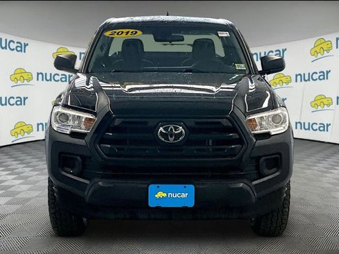 Used 2019 Toyota Tacoma SR AWD/4WD image 2