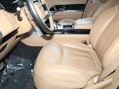 Used 2023 Land Rover Range Rover SE image 22