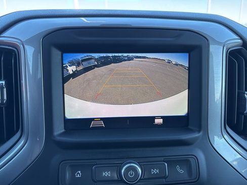 Used 2022 Chevrolet Silverado 1500 Custom image 19