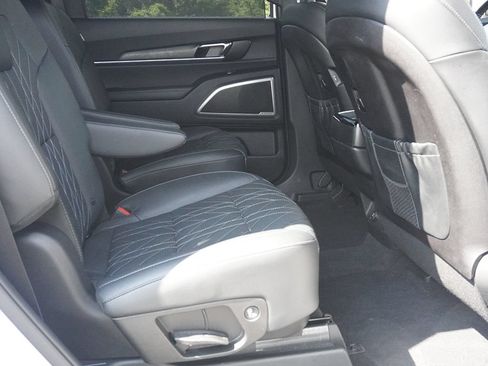 Used 2023 Kia Telluride EX X-Line AWD/4WD image 35
