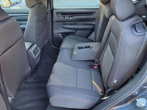 Used 2026 Honda CR-V Sport image 9