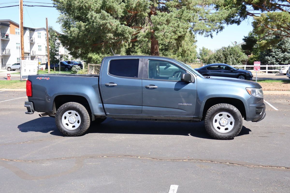 Used 2019 Chevrolet Colorado W/T w/ WT Convenience Package AWD/4WD image 3