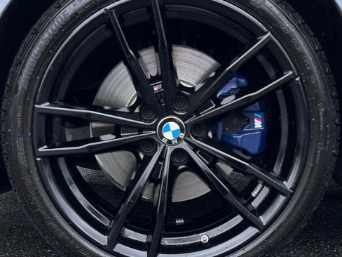 Used 2024 BMW 330i Sedan w/ M Sport Package image 4