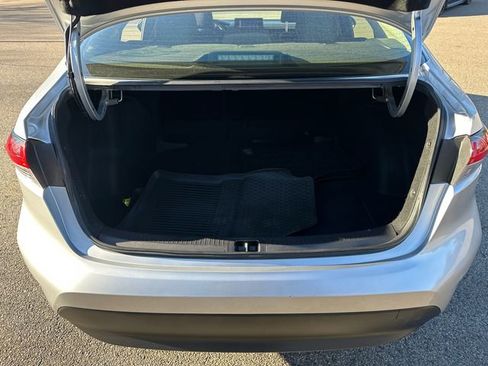 Certified 2024 Toyota Corolla LE image 15