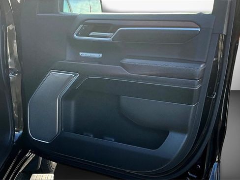 Used 2025 GMC Sierra 1500 Denali w/ Technology Package image 18