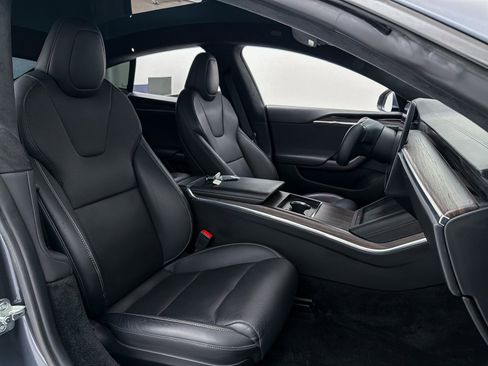 Used 2021 Tesla Model S Plaid image 26