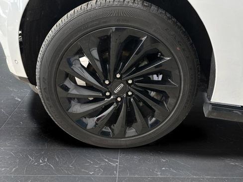 Used 2020 Lincoln Navigator Reserve w/ Equipment Group 208A Reserve image 43