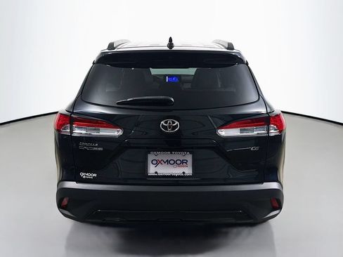 Certified 2025 Toyota Corolla Cross LE w/ Moonroof Package FWD image 6