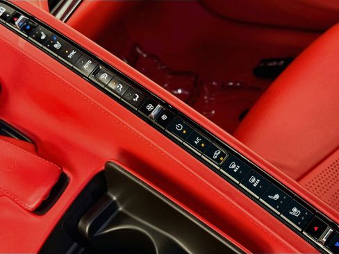 Used 2024 Chevrolet Corvette Z06 w/ Stealth Interior Trim Package RWD image 18