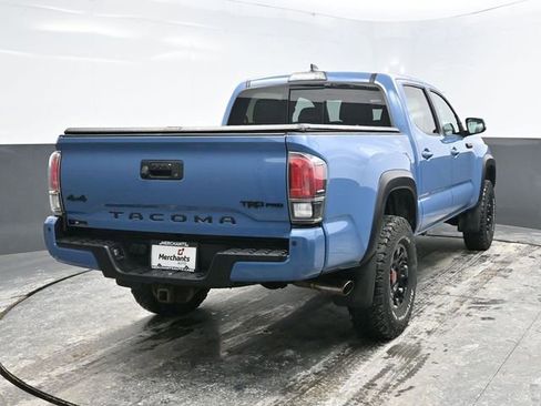 Used 2018 Toyota Tacoma SR image 6