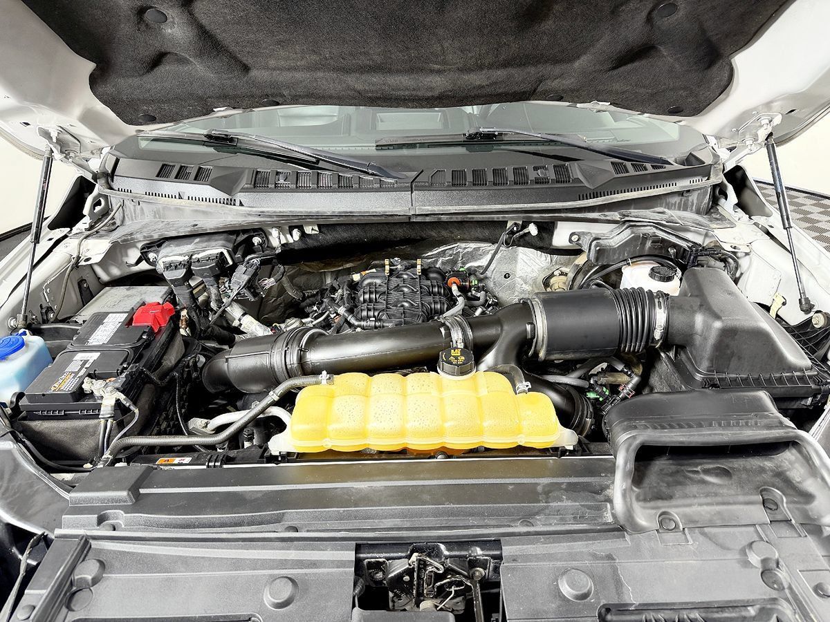 Used 2017 Ford F150 Lariat w/ Equipment Group 501A Mid AWD/4WD image 17