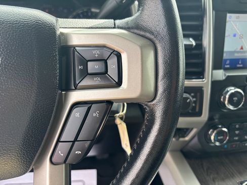 Used 2021 Ford F250 Lariat w/ Lariat Value Package AWD/4WD image 10