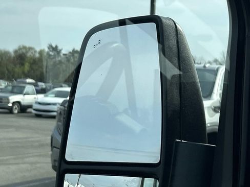 Used 2024 Ford Transit 350 XLT RWD image 17