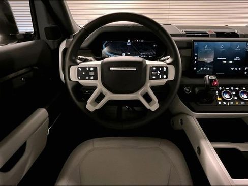 Certified 2025 Land Rover Defender 130 S AWD/4WD image 4
