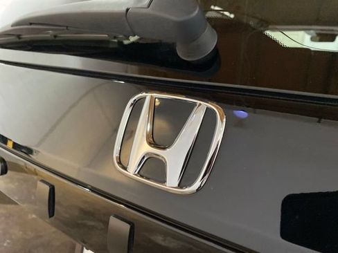 Used 2025 Honda Pilot EX-L image 95