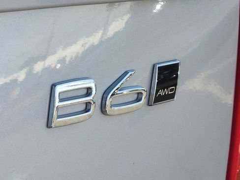 Certified 2024 Volvo XC90 B6 Plus AWD/4WD image 29