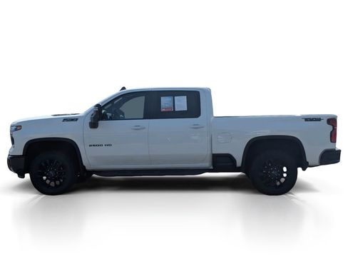 Used 2025 Chevrolet Silverado 2500 LT w/ Trail Boss Package AWD/4WD image 38