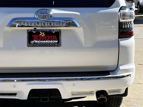 Used 2020 Toyota 4Runner Limited image 6