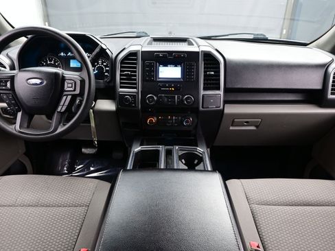 Used 2018 Ford F150 XLT image 16