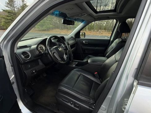 Used 2010 Honda Pilot EX-L image 24