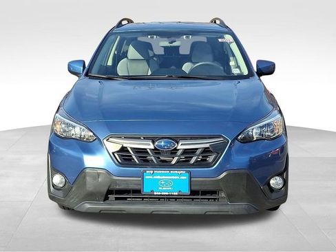 Used 2023 Subaru Crosstrek 2.0i Premium image 2