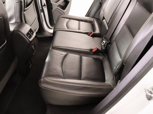 Used 2021 GMC Terrain SLT image 12