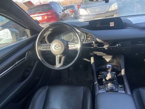 Used 2022 MAZDA MAZDA3 s image 8