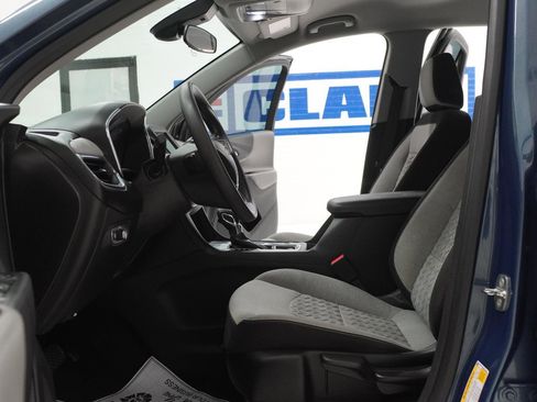 Used 2024 Chevrolet Equinox LS w/ Driver Confidence II Package FWD image 5