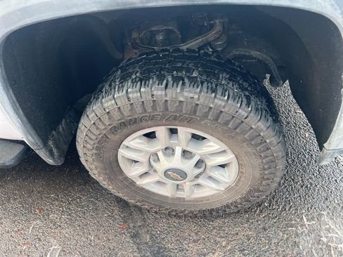 Used 2022 Chevrolet Silverado 2500 LT image 7