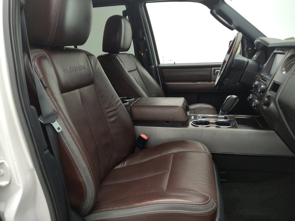 Used 2015 Ford Expedition EL Platinum RWD image 21