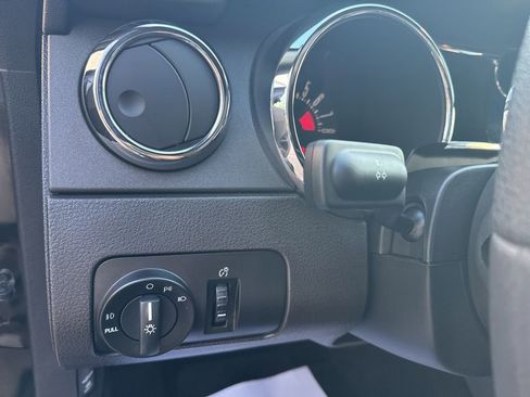 Used 2007 Ford Mustang GT Premium image 10